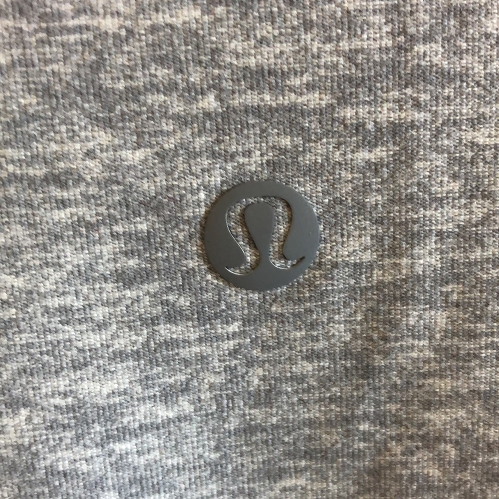 Soft & Basic Lululemon Shirt - image 3